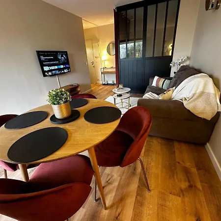 Lägenhet Le Monet Elegant Studio, Parking & Proche Bordeaux Et Tram Mérignac