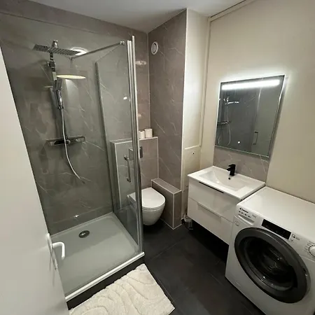 Le Monet Elegant Studio, Parking & Proche Bordeaux Et Tram شقة Mérignac